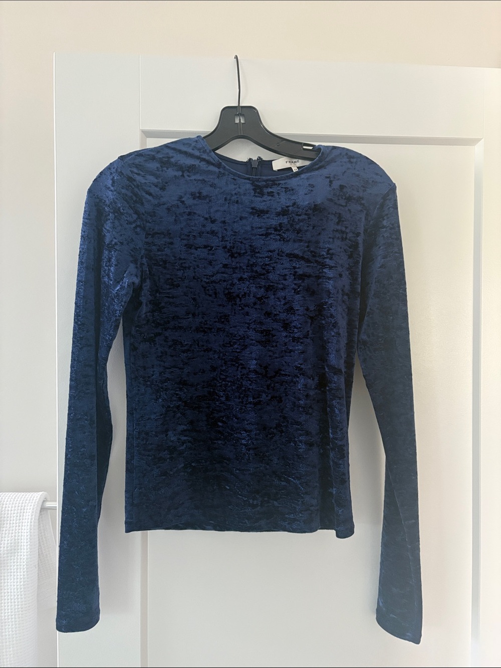 Frame Denim Women's Navy Crushed Velvet Crewneck Top